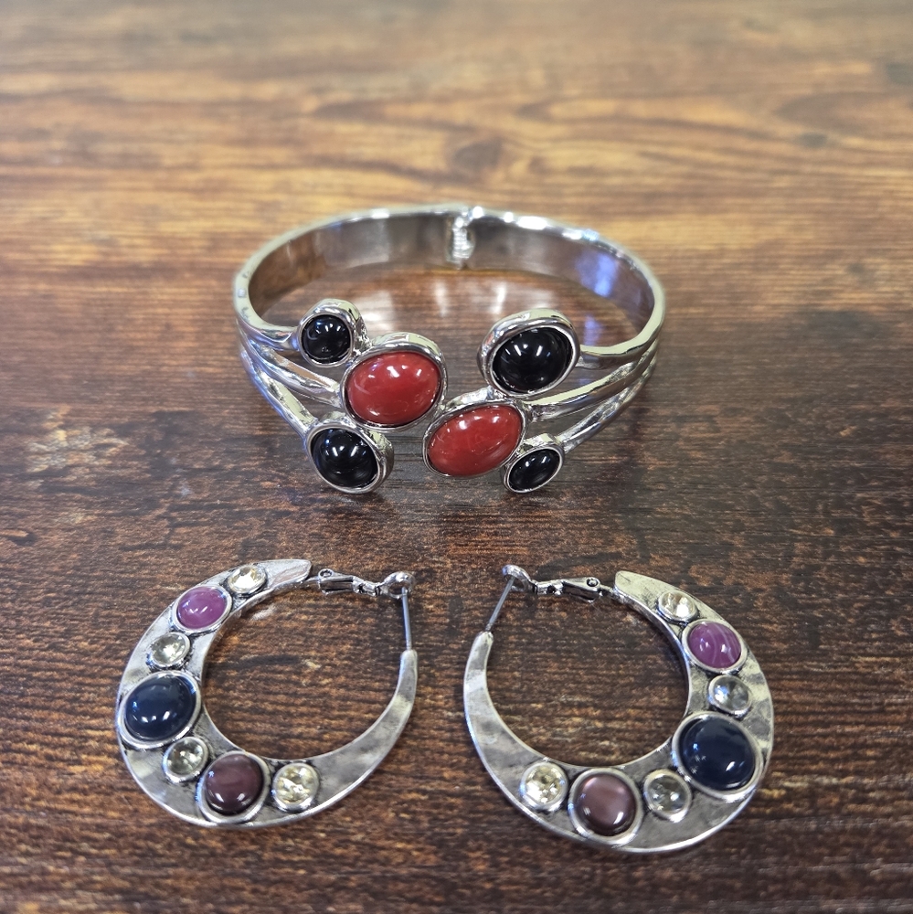 BOGO💖Metal Stone Hinge Bangle and Earring Set